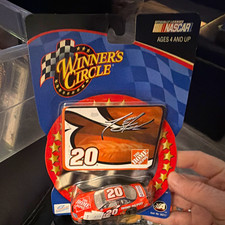 Winner's Circle NASCAR Tony Stewart 20 Home Depot Chevy 1:64 Diecast 2002