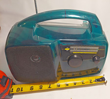 Freeplay Self-Powered Portable AM FM Radio Emerald Green Solar Power Hand Crank