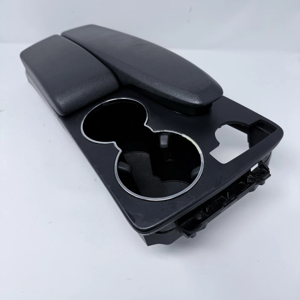 Оригинальная центральная консоль подлокотник подлокотник подстаканник держатель для Mercedes C250 C300 C350 08–14 годов выпуска - Изображение 3 из 4