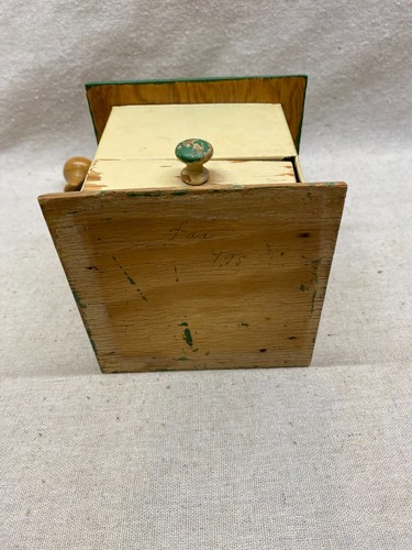 Vintage Coffee Grinder Mill Country Primitive Shabby Green & Cream Wood & Metal - Picture 8 of 9