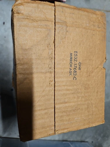 NOS FORD E53Z-17682-C Passenger Door Side View Mirror For 85 Tempo