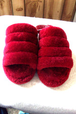 Women's "UGG Fluff Yeah Slide Fur Red Slippers  Strap" Size 10 Excellent