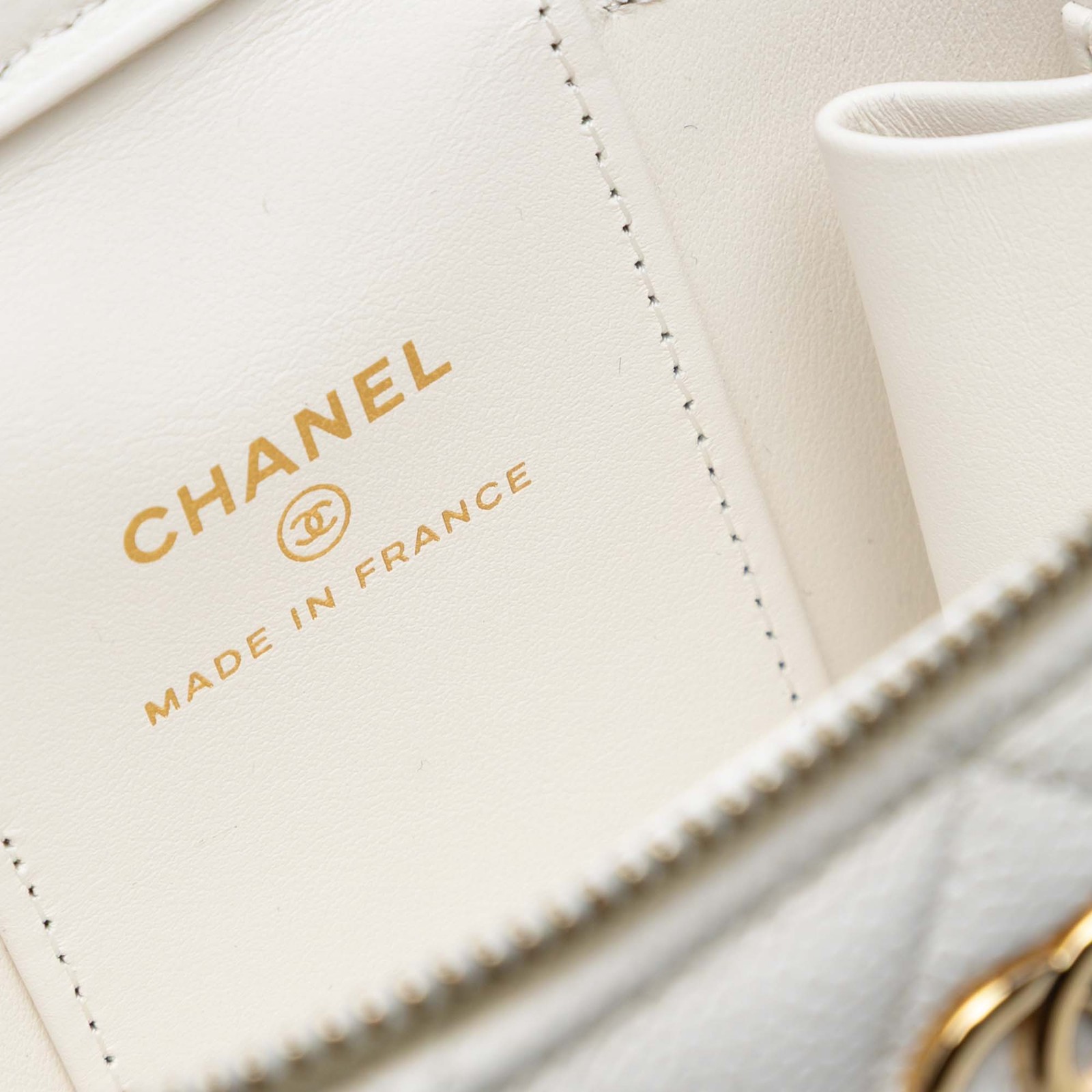 Authenticated Chanel Mini Caviar Coco Casino Vani… - image 5