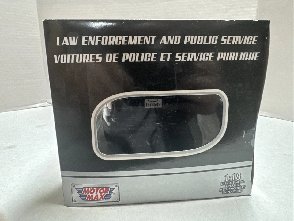 Motormax 1:18 Ford Explorer Interceptor Utility BLACK Slicktop Unmarked Police - Image 3 of 4
