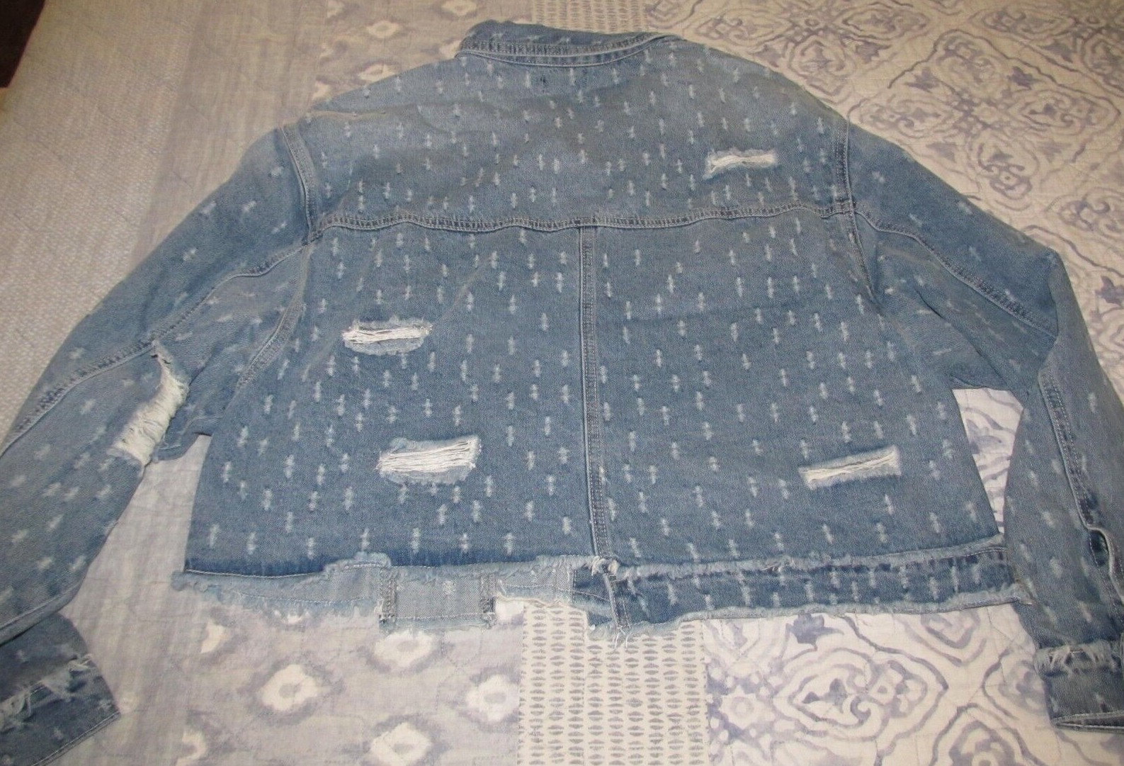 NWT Fashion Nova Talk That Talk Women's Denim Jean Jacket Medium Wash Size 1X image 7