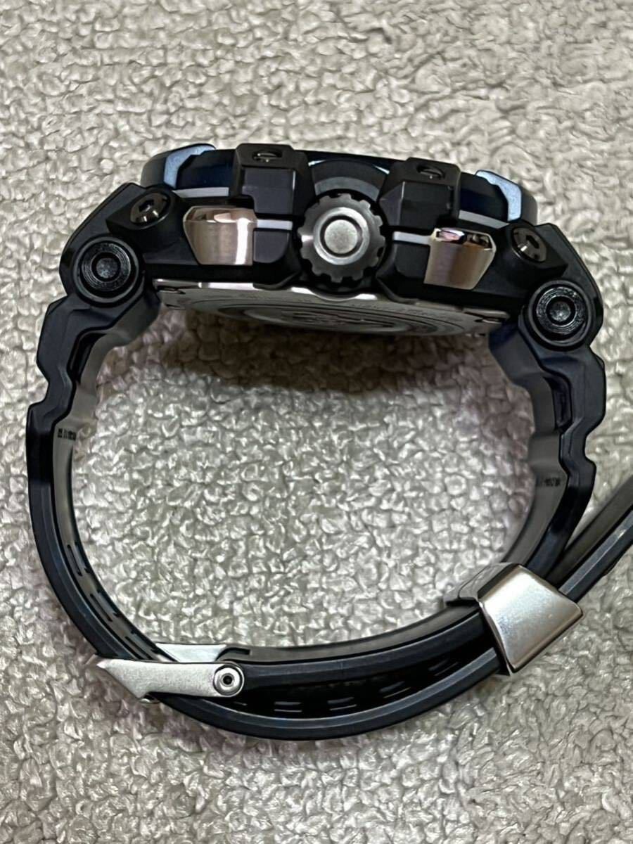 Casio G-shock Gravity Master 57mm Black/Silver Case with Carbon