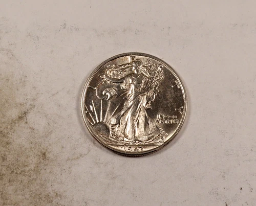 1943 Walking Liberty Half Dollar * Gem BU++ * 90% Silver * XH192