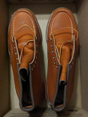 Red Wing Shoes 875 Heritage 6 inch Moc Toe Boot for Men, Size 9.5