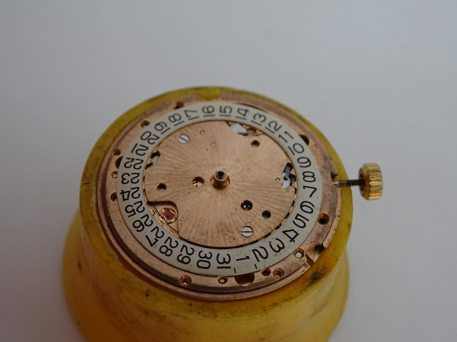 Omega — Omega Seamaster  Movement Cal 565 Quick Date Running