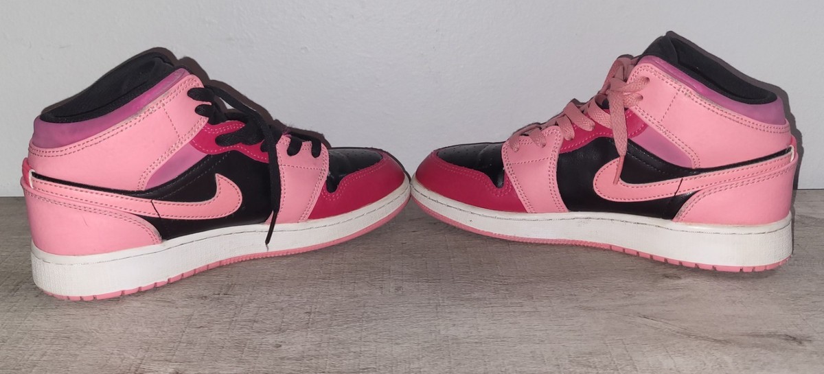 nike jordans womens pink and black