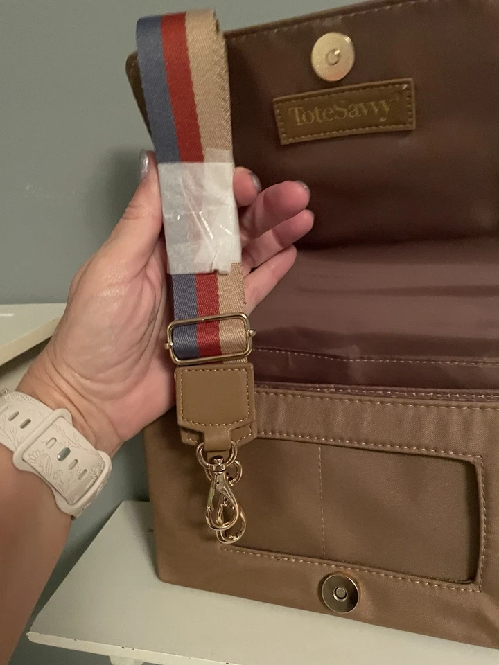 Tote Savvy Black Compact Baby Diaper Crossbody Bag Change Kit - Image 3 of 4