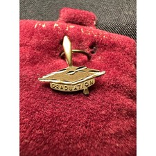 Vintage Michael Anthony 14K Gold Graduation Cap Mortarboard Charm Pendant 0.4g