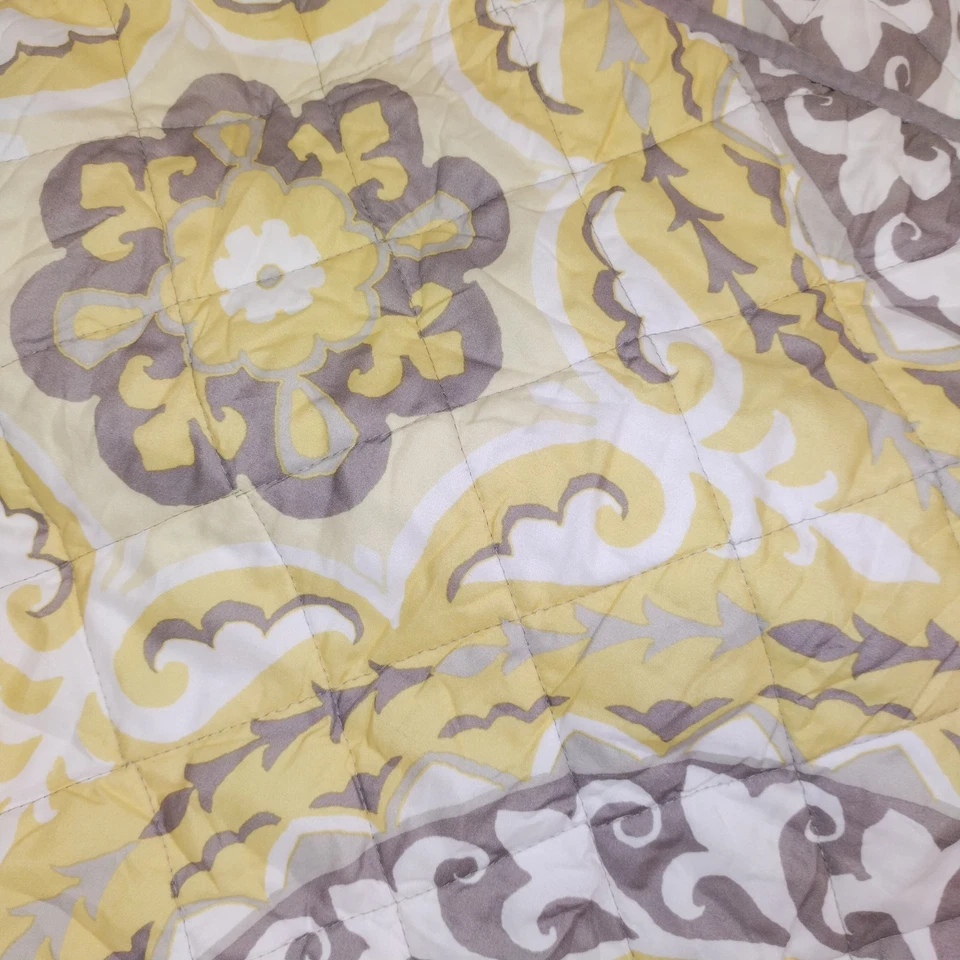 Fundas de Almohada Madison Park Estándar Amarillo Gris Floral Paisley Acolchadas Foto 2 de 4