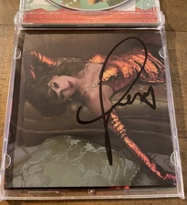 Taylor Swift TS The Life of a Showgirl CD + Hand Signed Photo 2 (TLOAS) 🧡