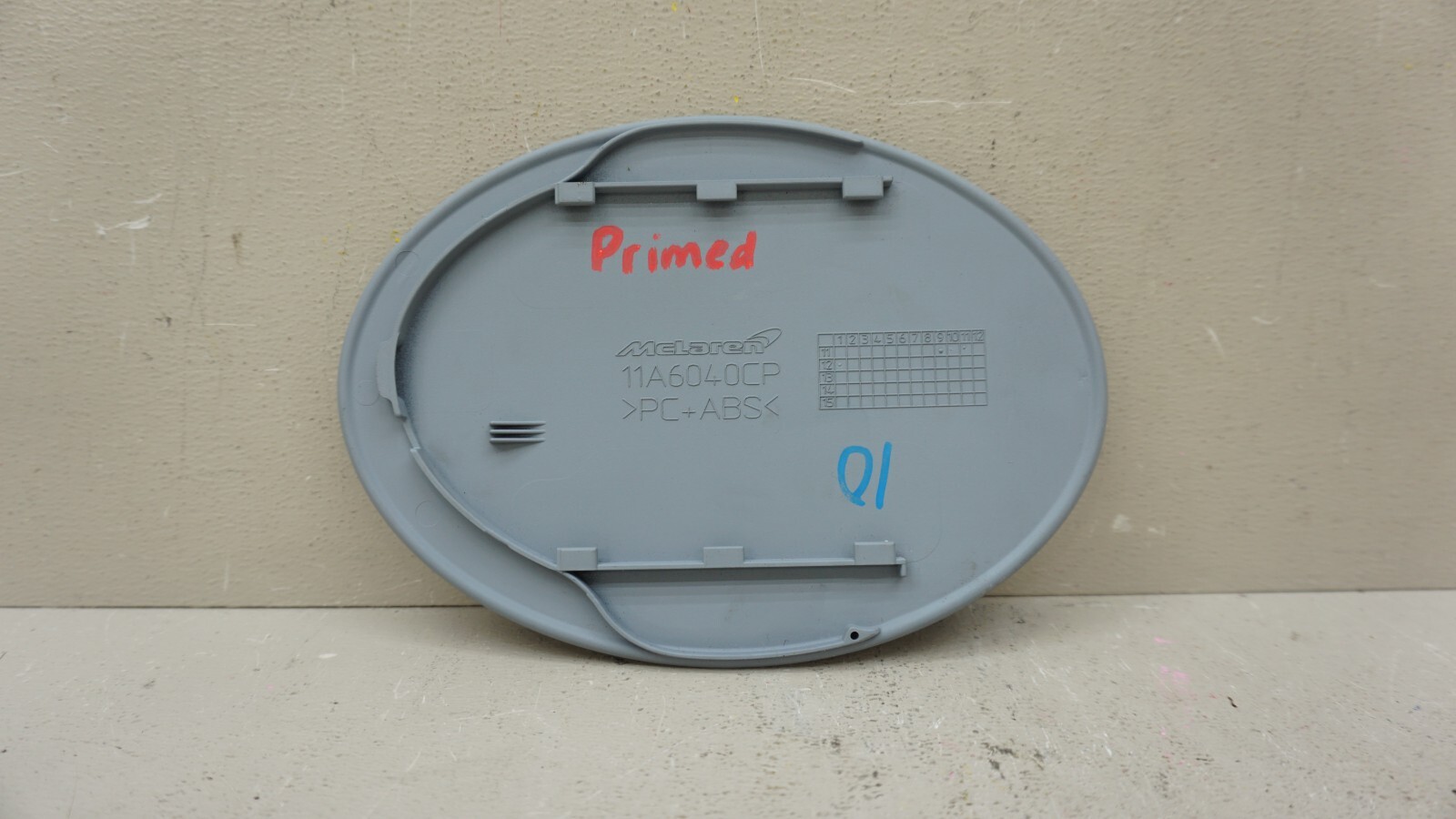 2012-2014 MCLAREN MP4-12C REAR FUEL GAS TANK FILLER DOOR LID COVER OEM 11A6040CP