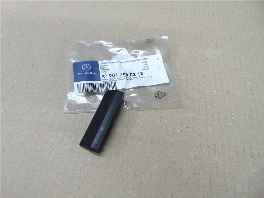 Brand New Sliding Side Door Buffer Genuine Mercedes 901/904/904  