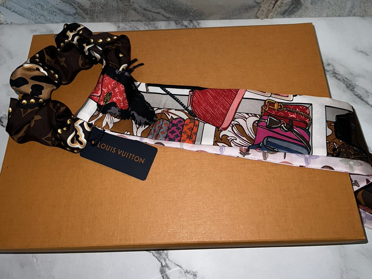 Louis Vuitton Chouchou Be Mindful Hair Scrunchie Printed 