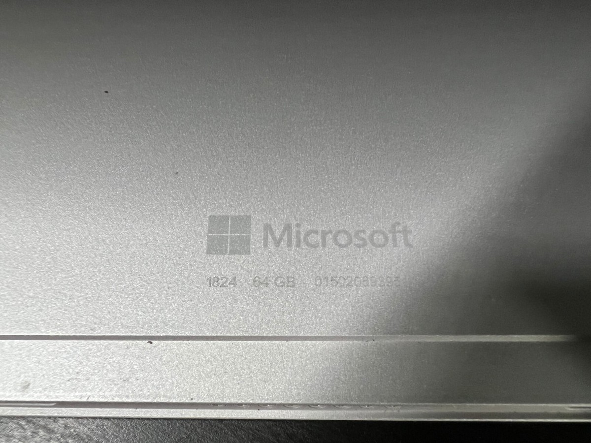 Microsoft Surface Go (10 Microsoft Surface Go (10
