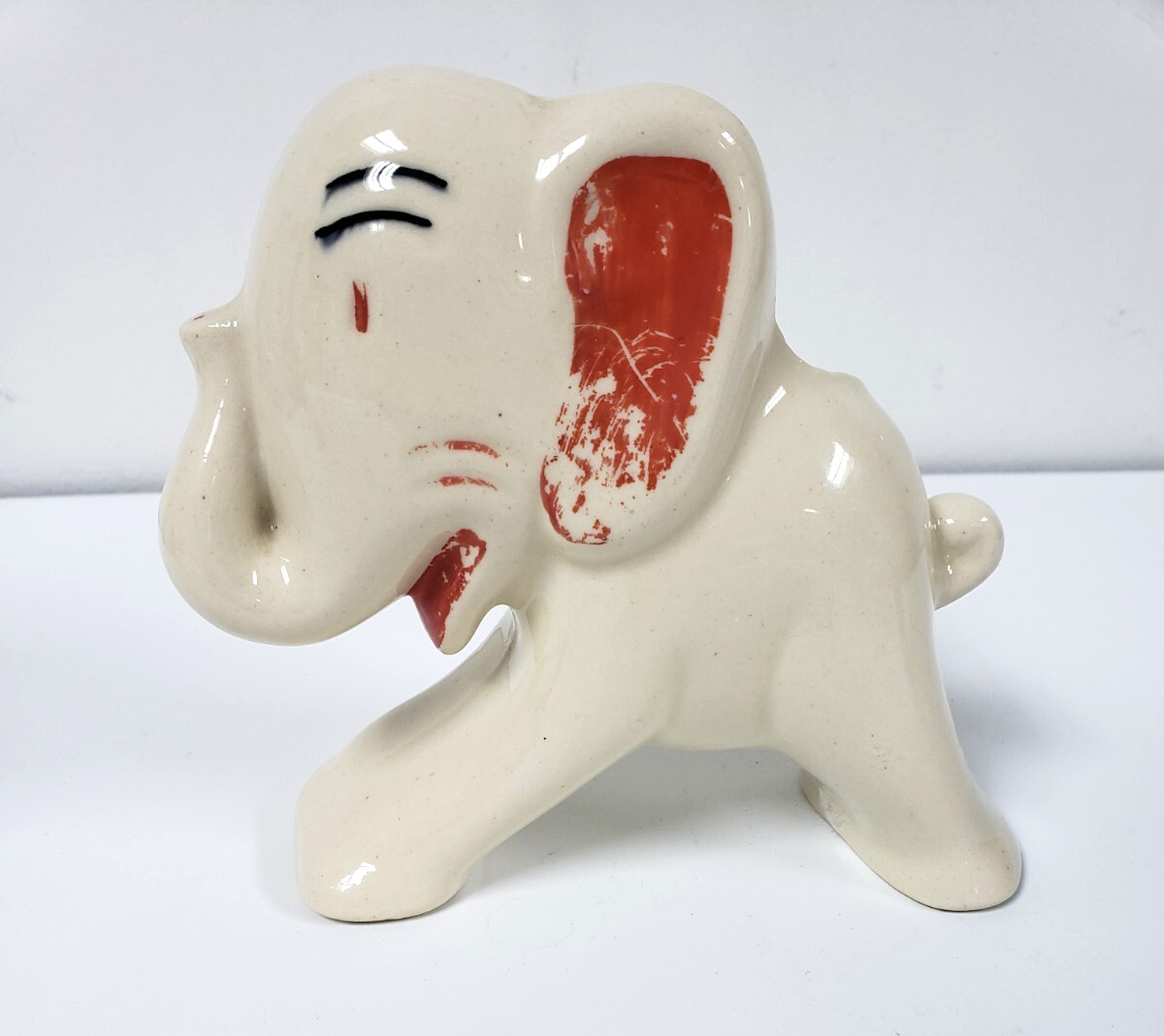 Vintage Hull Pottery Ceramic Baby Elephant Planter 5 1/2 W x 5in T  1950s thumbnail 2
