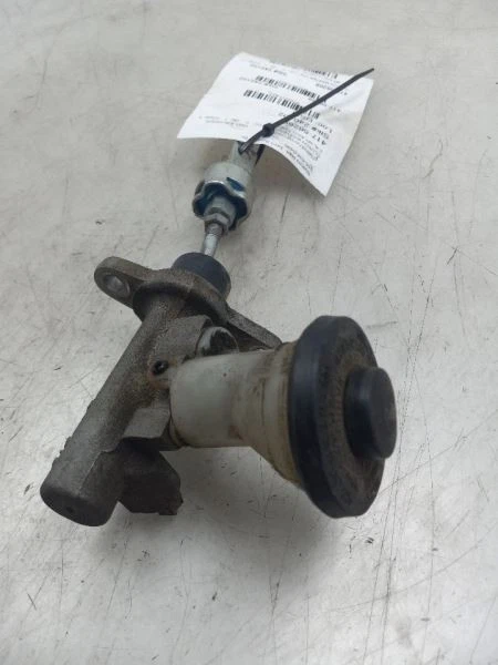 CILINDRO MAESTRO EMBRAGUE MT 90-95 TOYOTA 4RUNNER 2,4 L 4x4 Foto 2 de 4