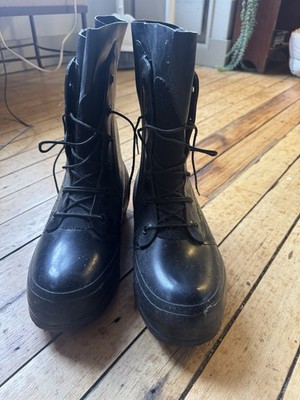 Vintage Black Bata Boots Size 8