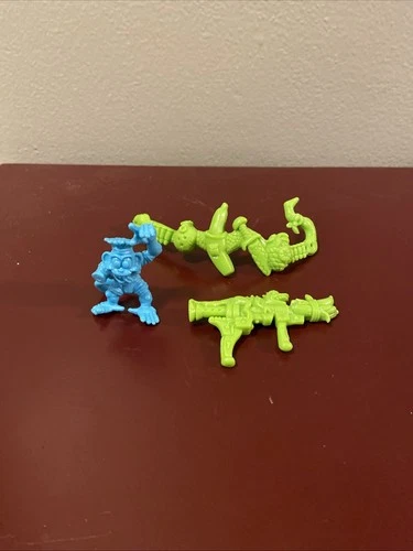 Vintage 1991 TMNT Sgt Bananas Complete Set of 3 Accessories Parts Weapons Lot