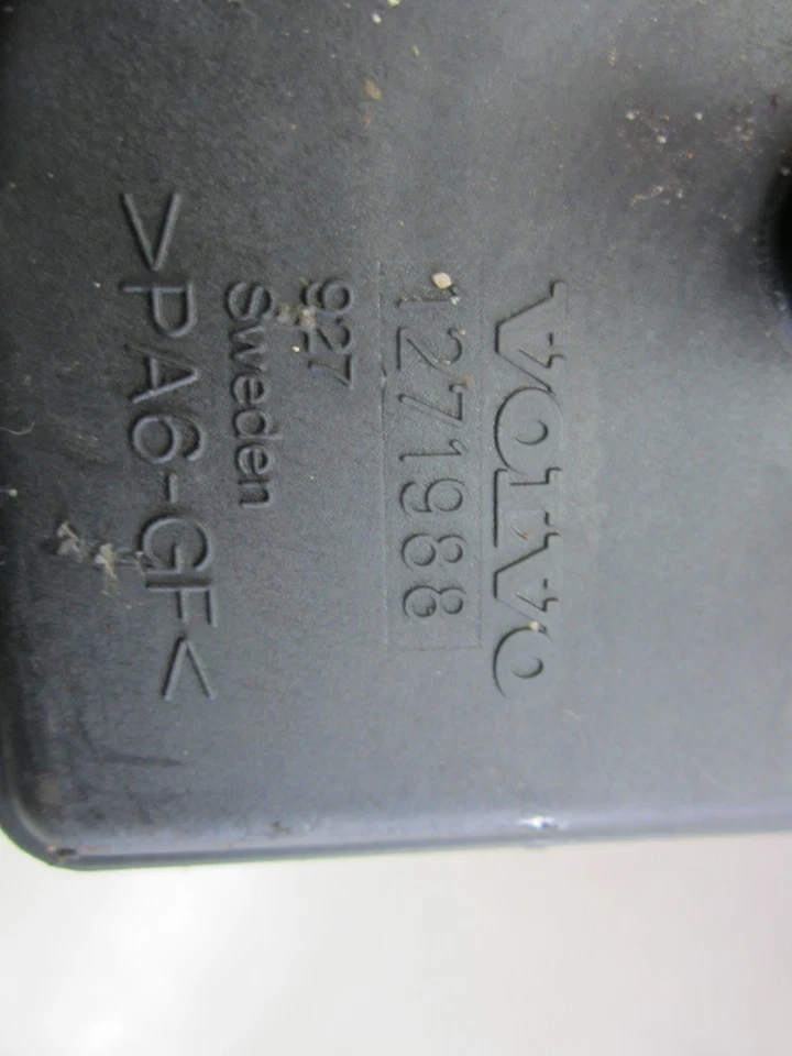 Separador de aceite de motor para 94-97 Volvo 850 2.4 1271988 Foto 3 de 4