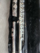 Armstrong 104 flute with hard case. Made in USA