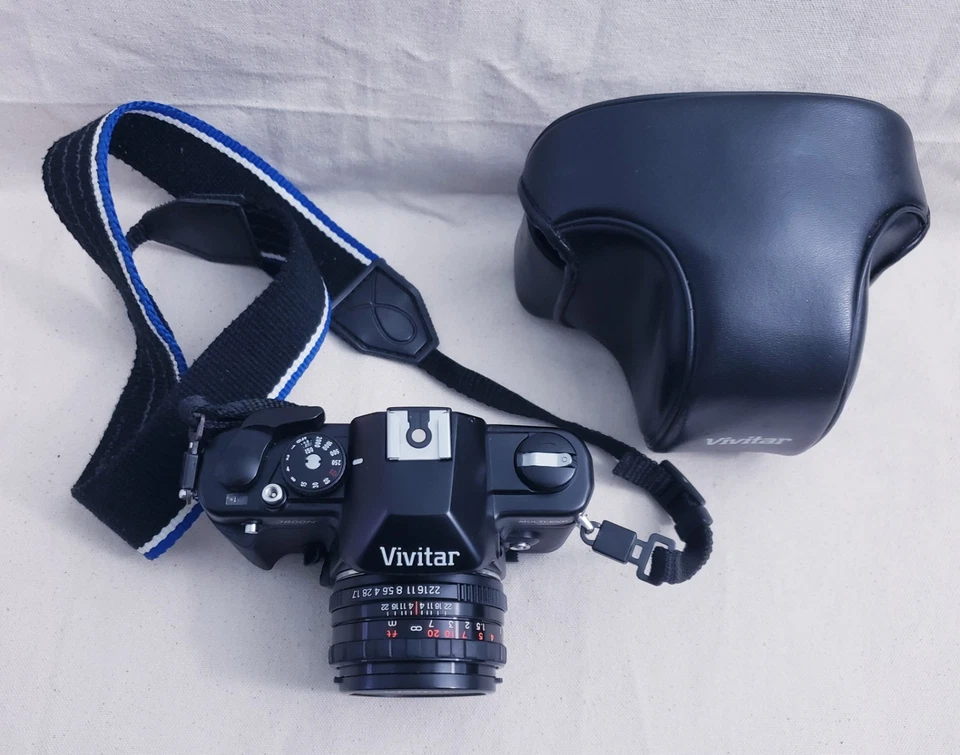 Vivitar V3800N 35mm Film camera with 50mm F 1.7 Lens - Vivitar Case - EXCELLENT  - Image 2 of 4