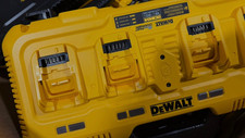 Dewalt Battery Charger 12v Max 20v Max 20v60v 8 Amp 4 Port Fast Charge Dcb104 Dewalt Battery Charger 12v Max 20v Max 20v60v 8 Amp 4 Port Fast Charge Dcb104