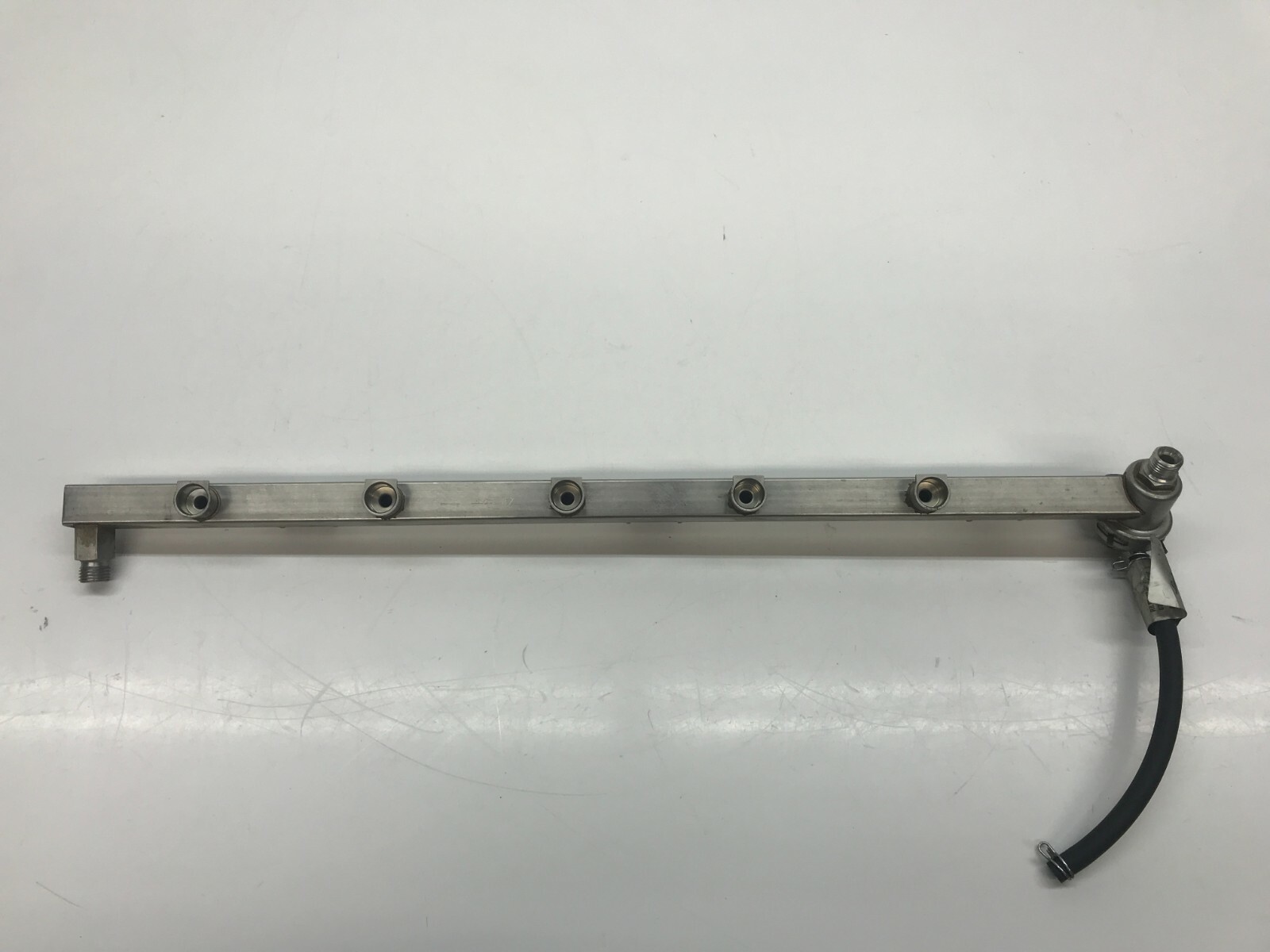 LAMBORGHINI GALLARDO PASSENGER RIGHT RH FUEL INJECTOR RAIL OEM 07L133681F