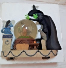 VTG San Fr Music Box Co. 1999 Wizard of Oz Witch crystal ball waterglobe