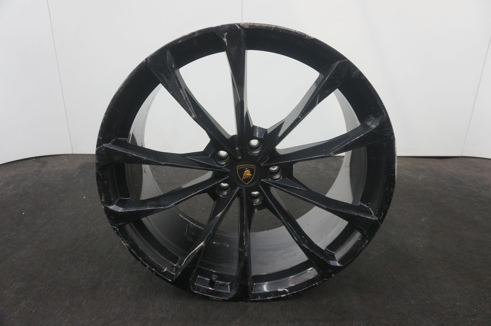 Front 23X10" 10 Spoke 5 Lug Rim OEM 4ML601025AS Lamborghini Urus S 2019-24 *Note