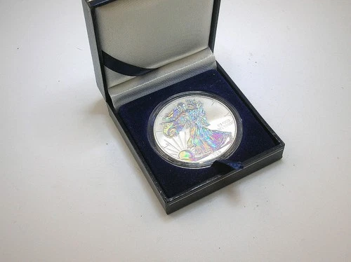 2009 SILVER EAGLE WITH HOLOGRAM - UNCIRCULATED - BEST OFFER