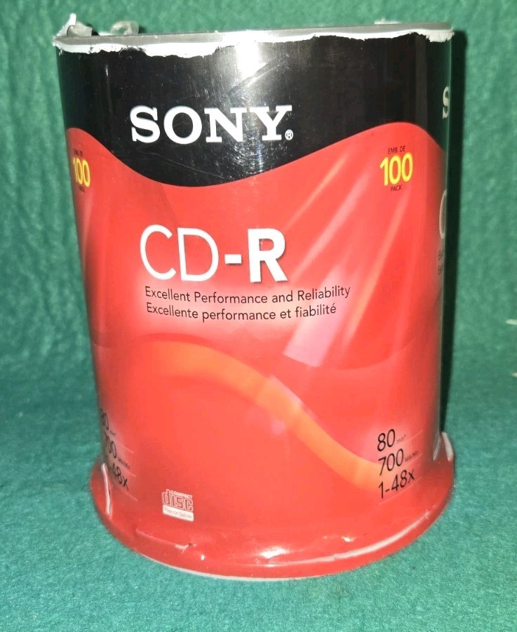 Sony CD-R 700MB Storage Media Discs 80 min Pack of 100 Blank CDs Factory Sealed