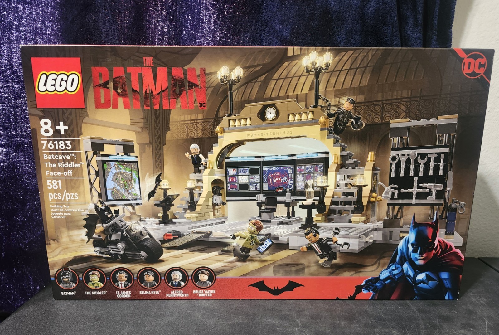 LEGO Super Heroes: Batcave: The Riddler Face-off (76183)