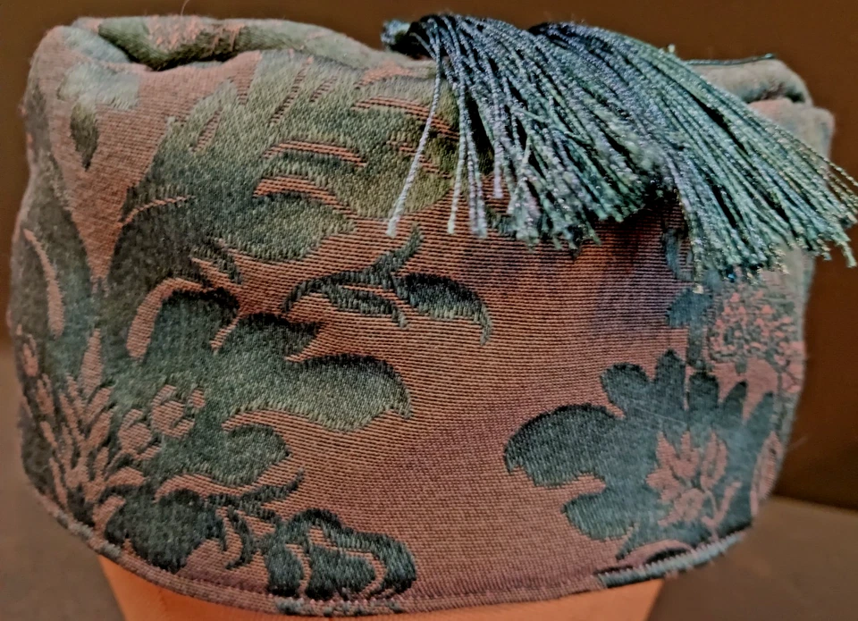 GORRA PARA FUMAR Repro 1800s Estilo Victoriano Malva Pana Talla Mediana Foto 3 de 4