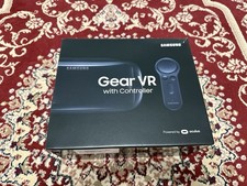 Samsung Gear VR SM-R324 With Controller Powered by Oculus