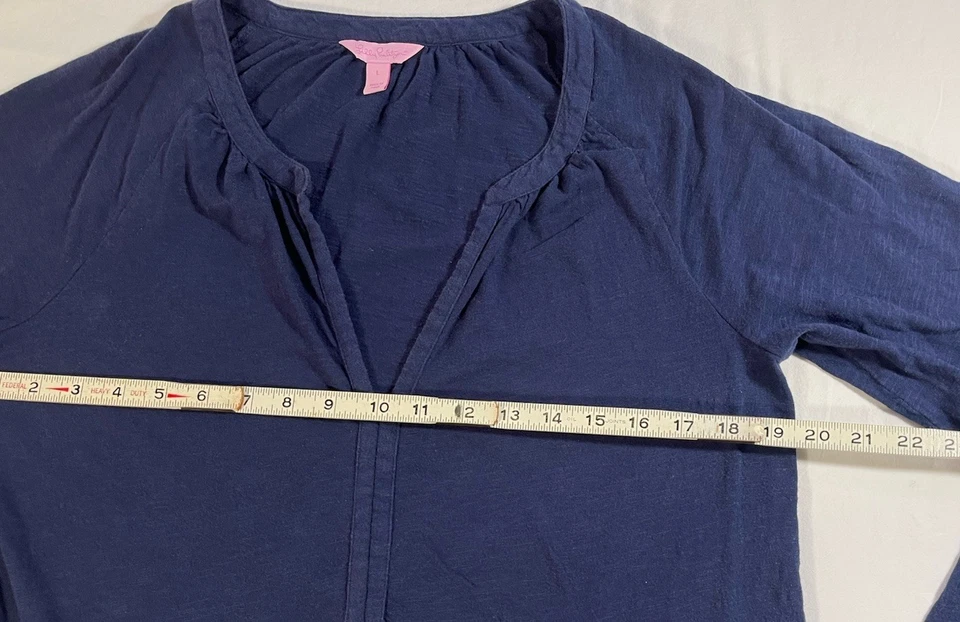 Lilly Pulitzer L Large Navy Blue Cotton Long Sleeve V-neck Top - Image 4 of 4