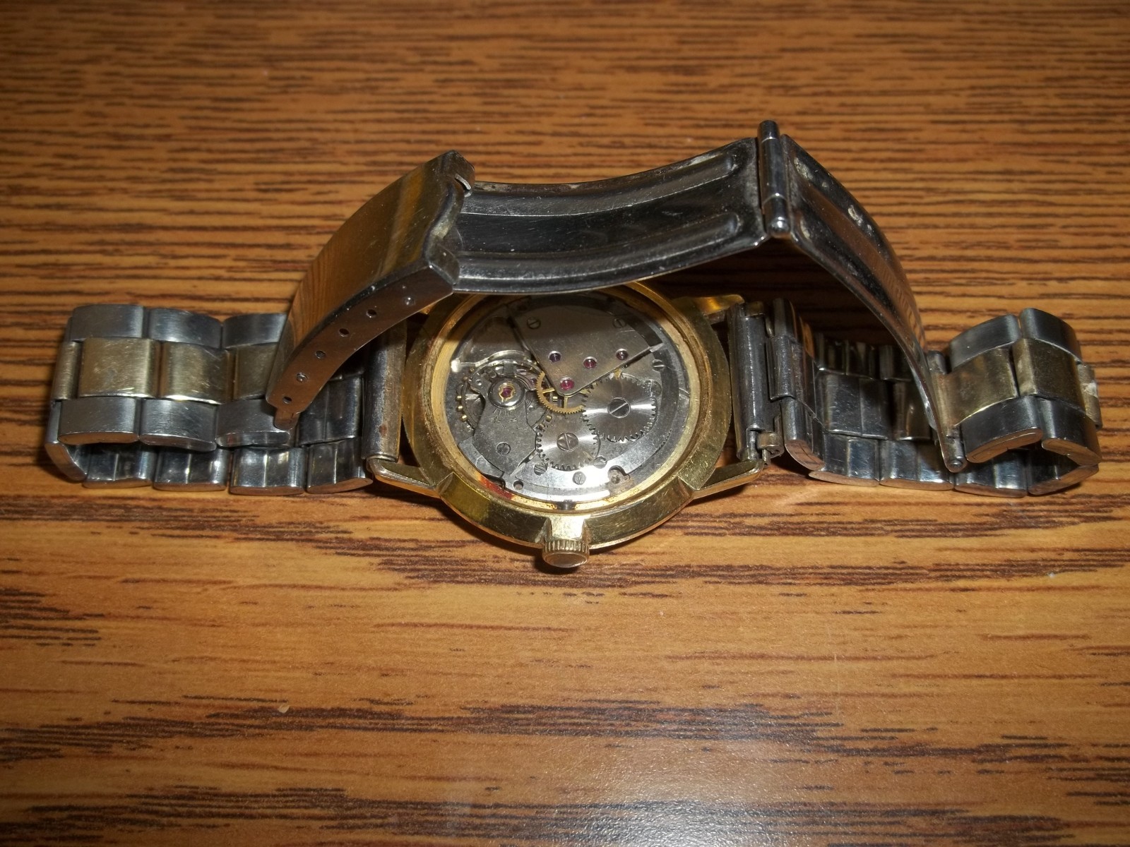 Vintage Timex 1970-Running! Date Function-Good Co… - image 3