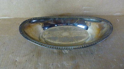 Vintage GROSBY Elegant & Ornate Silver Plated Bread Dish Tray