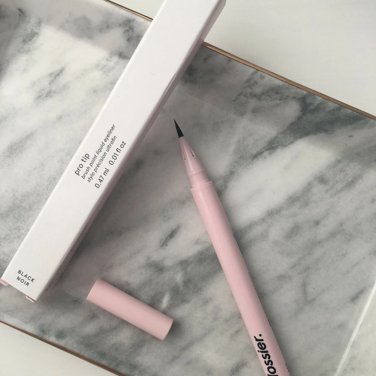 Glossier Pro Tip Brush Point Eyeliner in Black 0.47ml Shipping Worldwide