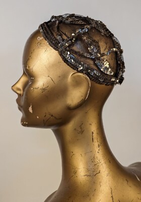 Flapper hat 100% silk, brass and glass Halloween Vintage 1920s Flapper Cloche Hat Metallic & Silk Embroidery  main image 4