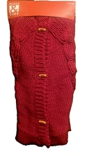 Cable Knit Christmas Tree Skirt 48” Red MSRP$60 Holiday Thick Wood Buttons NEW