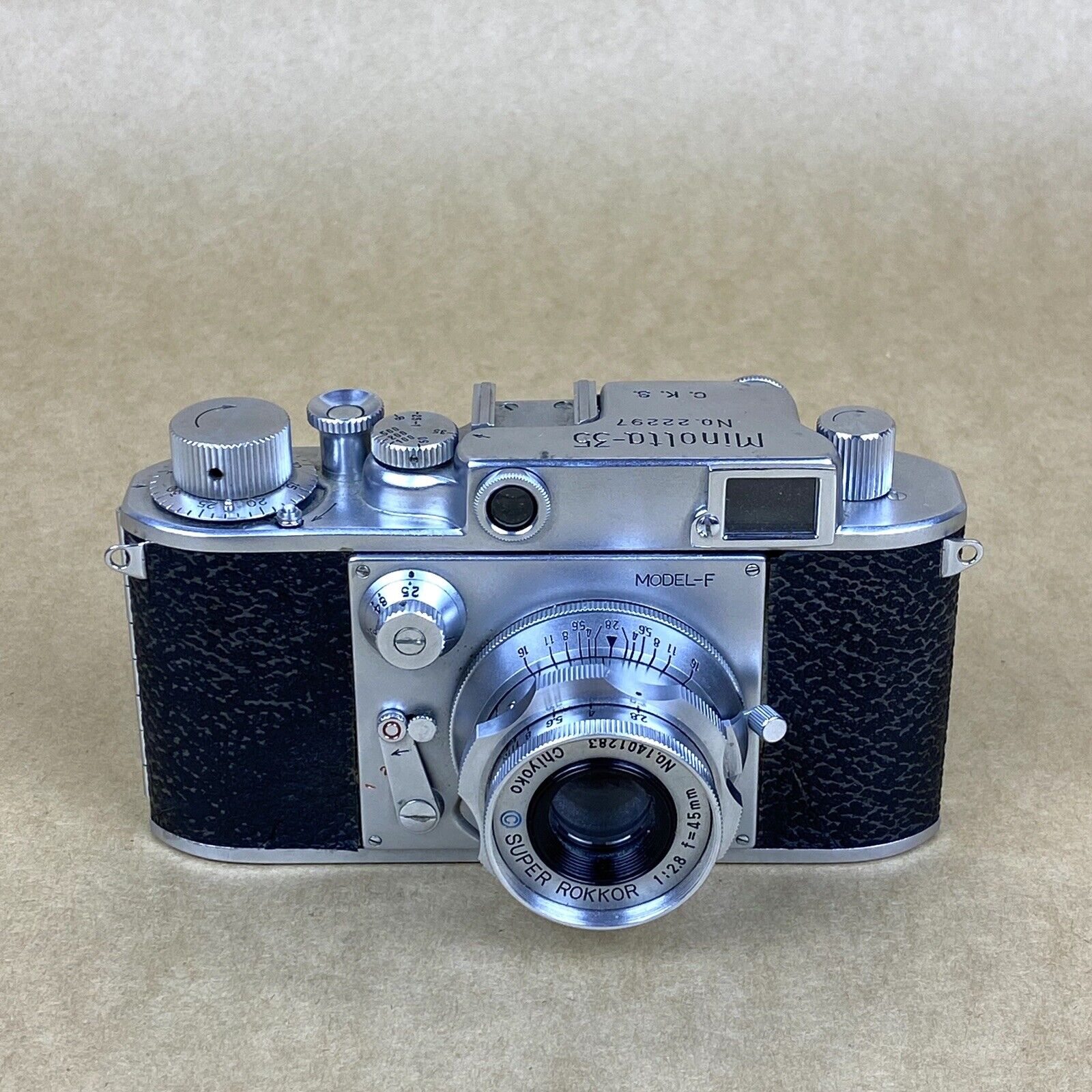 Minolta-35 Model-F 35mm Rangefinder Film Camera No. 22297 W/ 45mm 