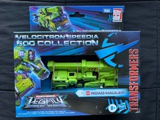 Transformers Legacy Velocitron Speedia 500 Collection Voyager Road Hauler Figure