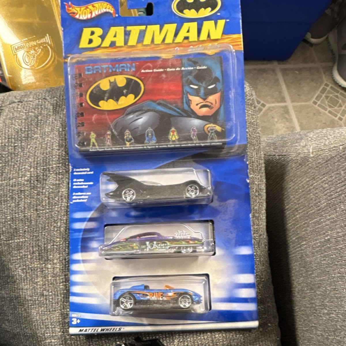 Hot Wheels バットマン リミテッドエディション Hot Wheels Batman Limited Edition 3-Car Set with Action Guide