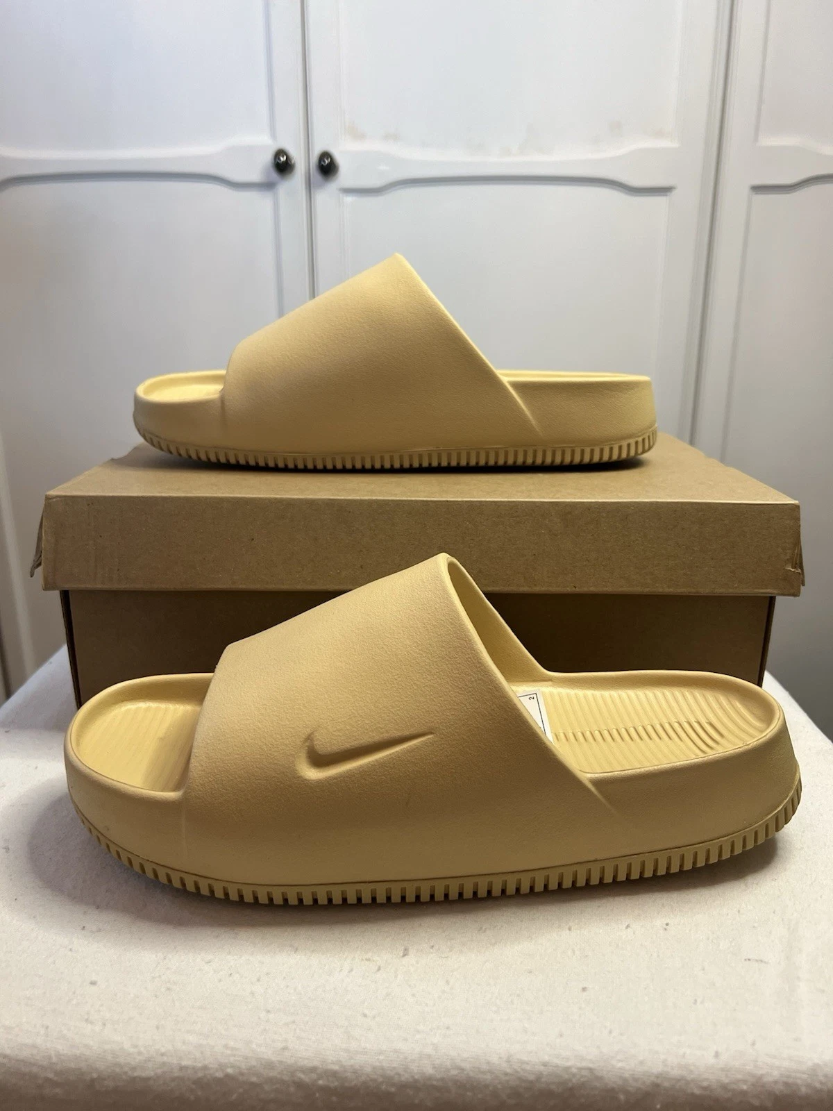Nike Calm Slide [FD4116 200] sandali uomo donna slide sesamo sabbia uk11m nuovi con scatola