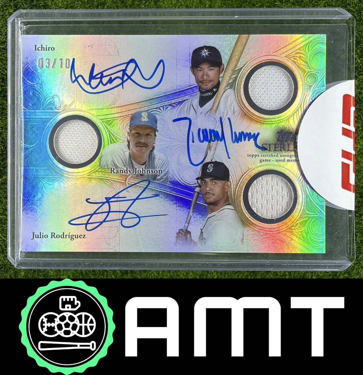 Topps Ichiro Suzuki Autographed Baseball Sports Trading Cards