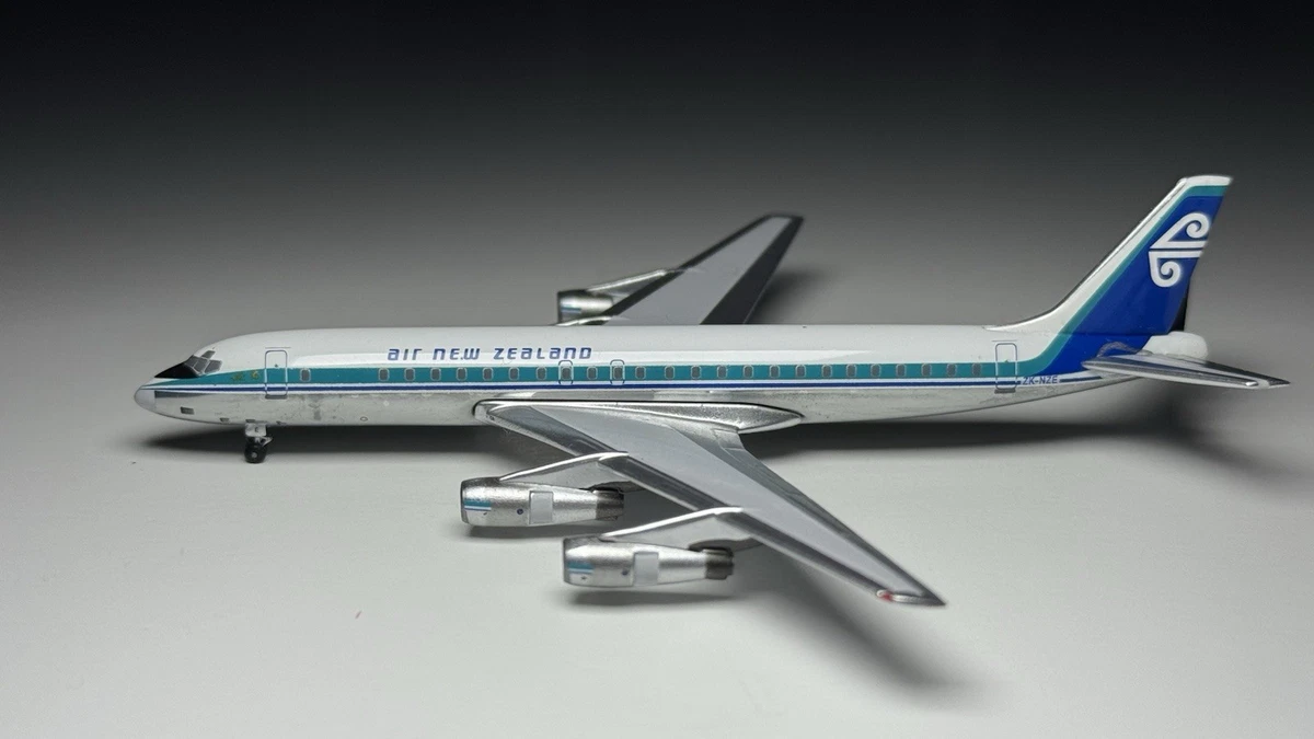 AeroClassics McDonnell Douglas Diecast Aircraft & Spacecraft 1:400